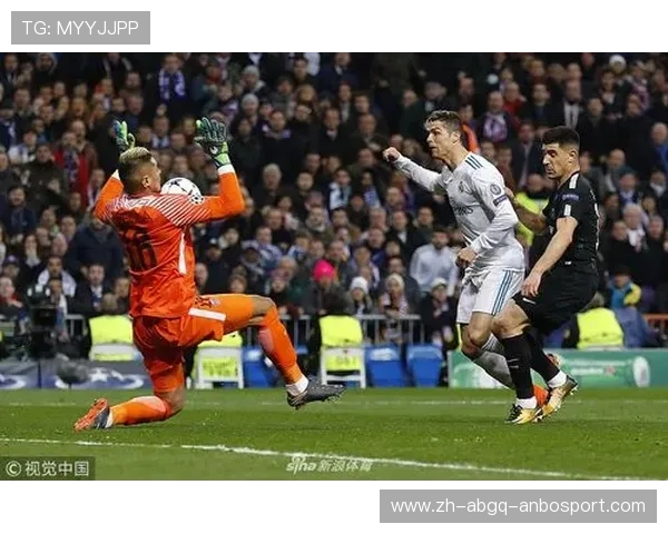 新浪足球欧冠：新浪体育如何提供欧冠赛事的实时更新与分析